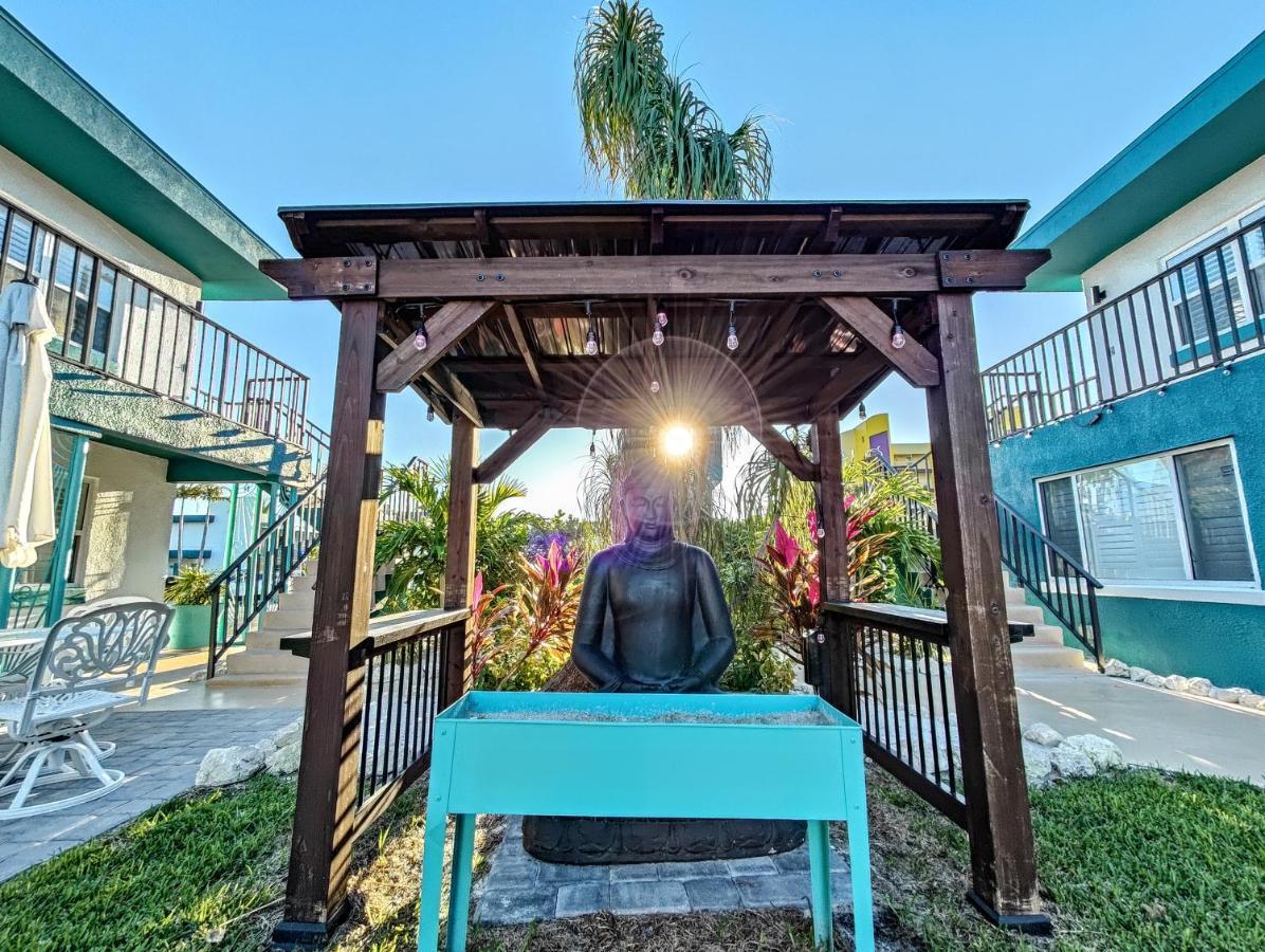 Tahitian Beach Resort Treasure Island Exteriér fotografie