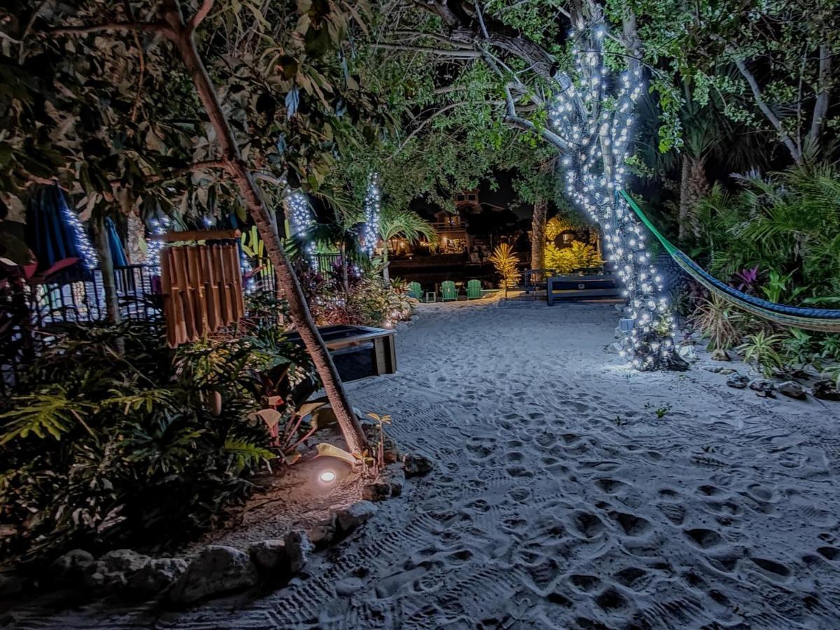 Tahitian Beach Resort Treasure Island Exteriér fotografie